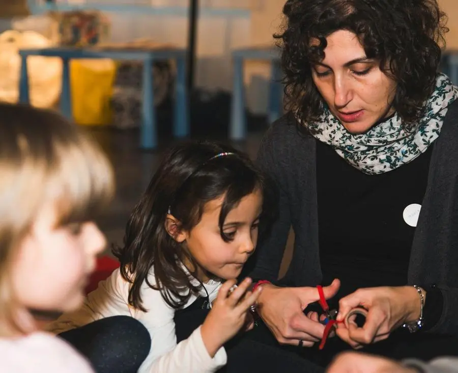 Domani per i più piccoli un doppio laboratorio creativo per divertirsi con l’arte