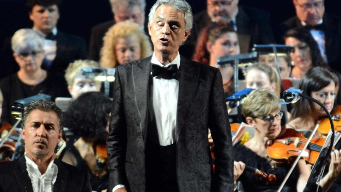 L’endorsement eccellente Bocelli sostiene Veronesi L’endorsement eccellente Bocelli sostiene Veronesi