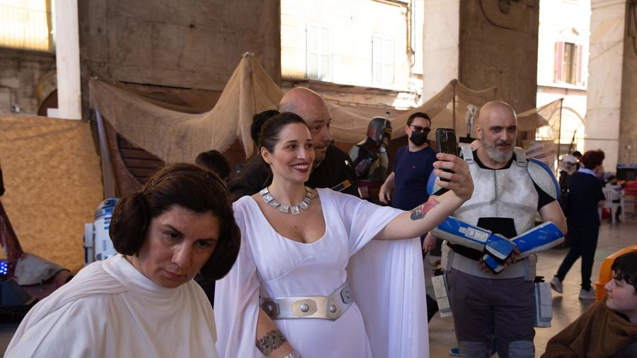 Star wars cosplay in centro a Pisa (Foto Del Punta /Valtriani)
