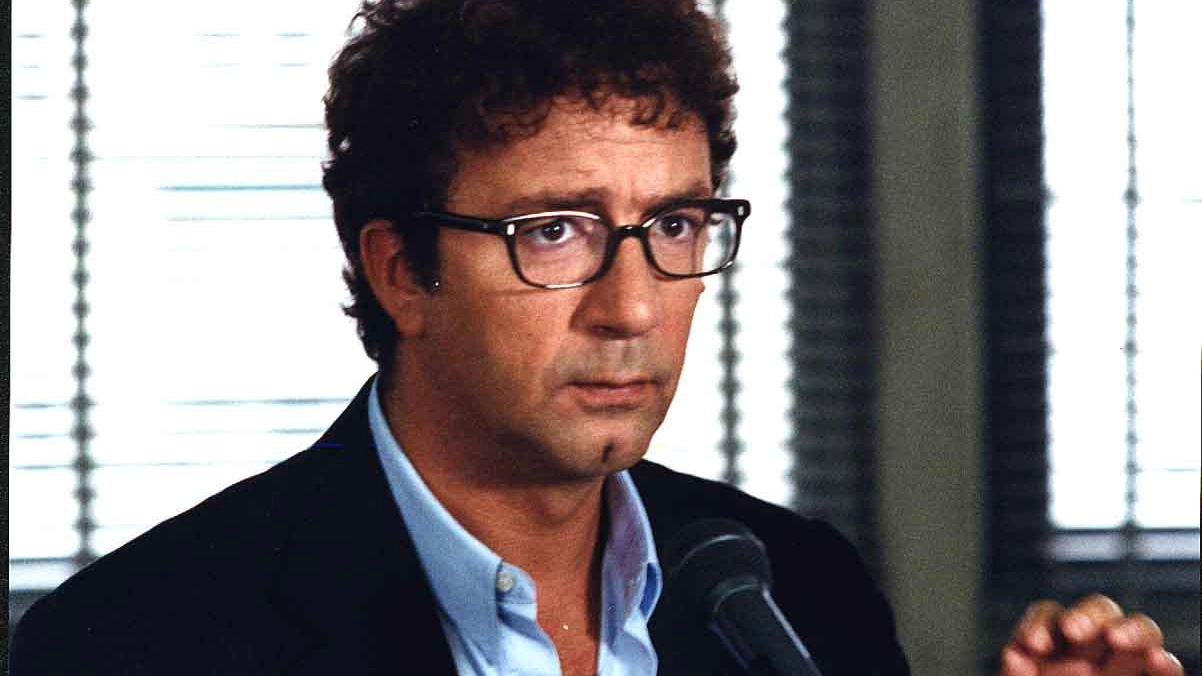 Comune e Regione hanno deciso di intitolargli la struttura che sostiene le produzioni cinematografiche. Immagini, aneddoti e canzoni per tenere vivo il ricordo, dal Politeama fino alle Pagliette del Buzzi.