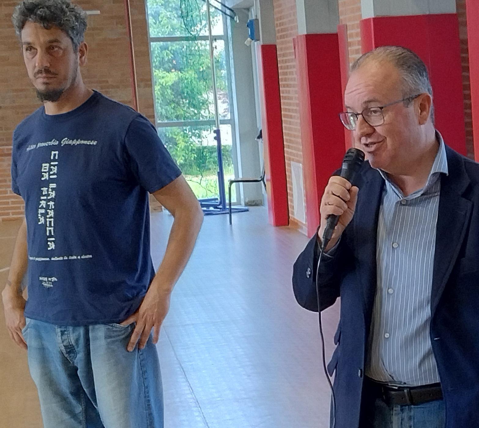 Forma Di Violenza Esercitata Sugli Studenti Piu Deboli I giovani e il volontariato Sensibilità per i più deboli Ma poca voglia