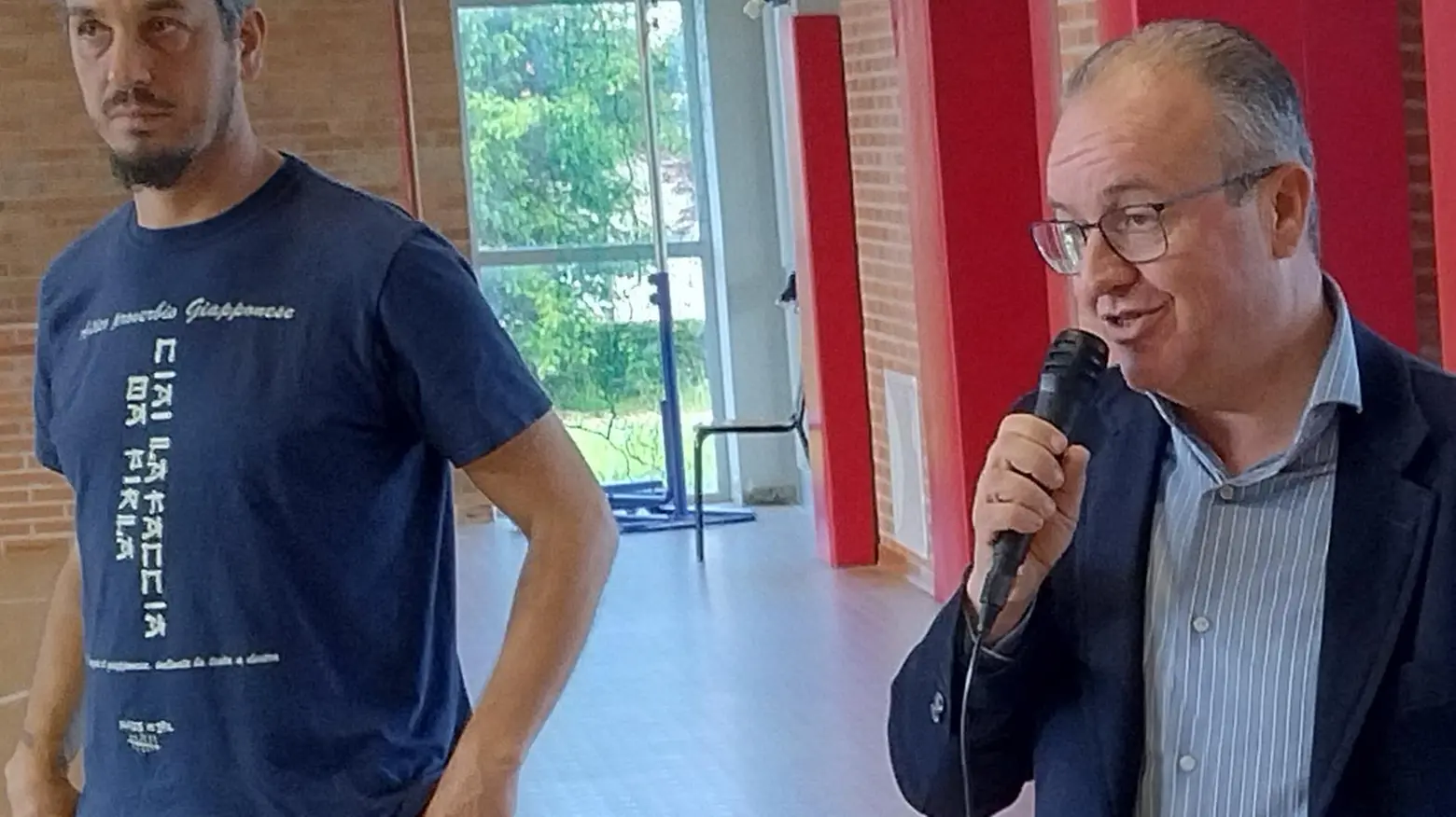 I giovani e il volontariato Sensibilità per i più deboli Ma poca voglia di impegnarsi I giovani e il volontariato Sensibilità per i più deboli Ma poca voglia di impegnarsi