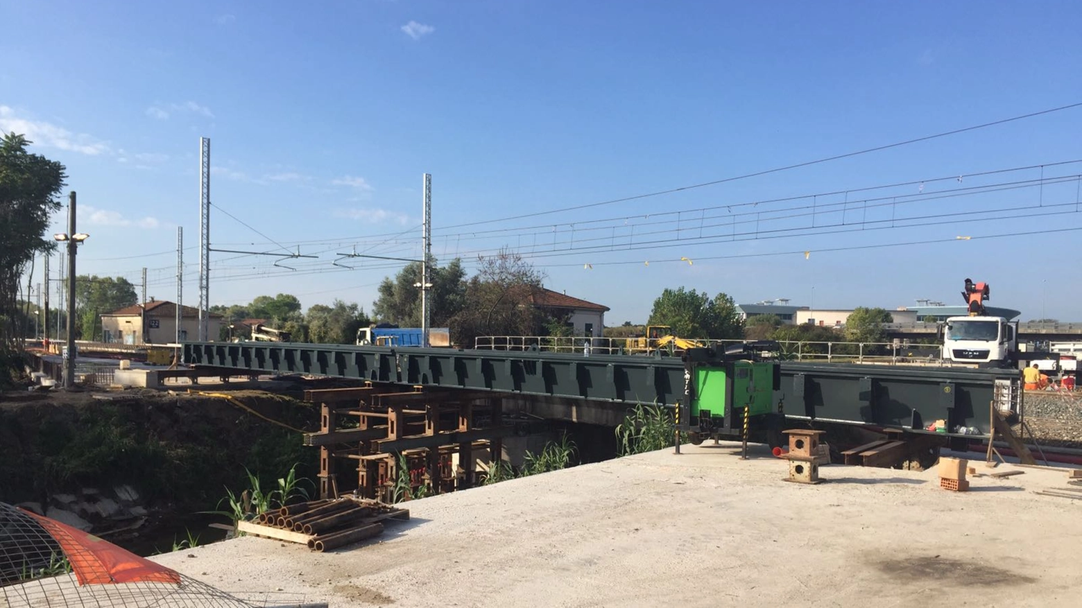Nuovo ponte ferroviario sulla Pisa-La Spezia tra Viareggio e Pietrasanta