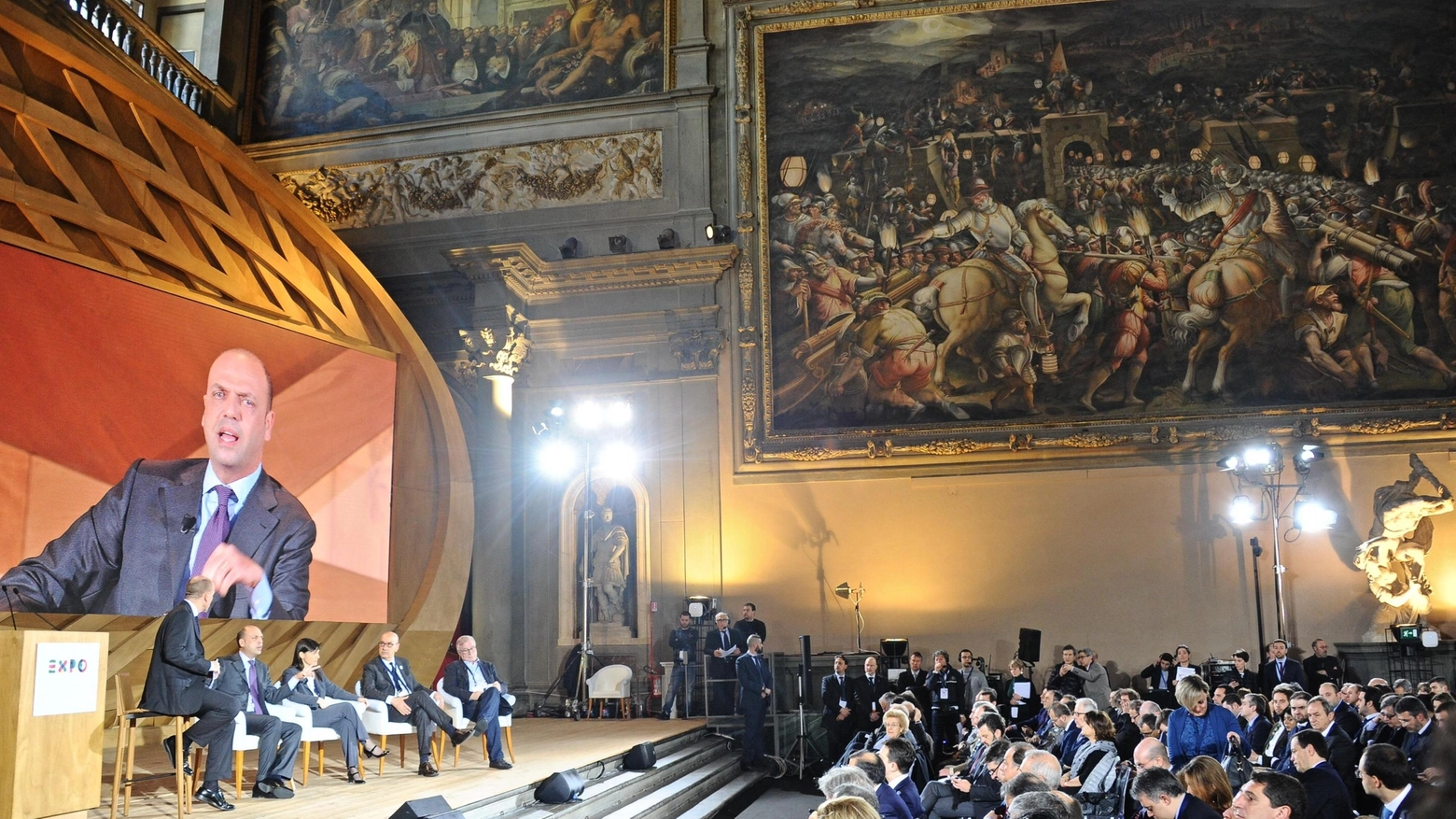 Il ministro dell'Interno al convegno "Italia 2015: il paese nell'anno dell'Expo" (Ansa)