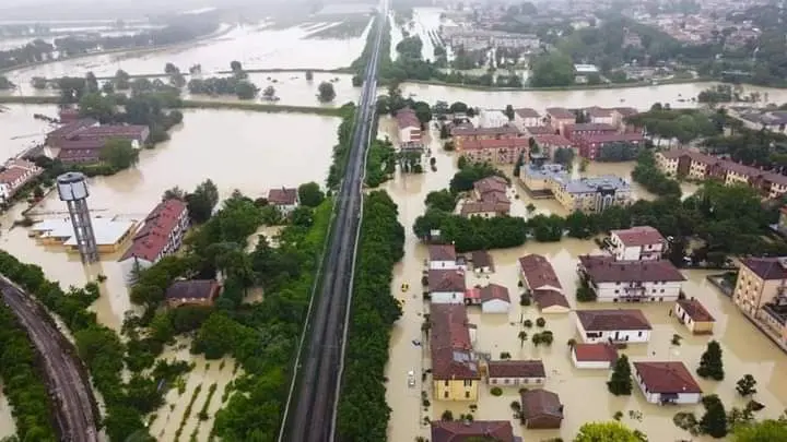 Mobilitazione per le popolazioni alluvionate Mobilitazione per le popolazioni alluvionate