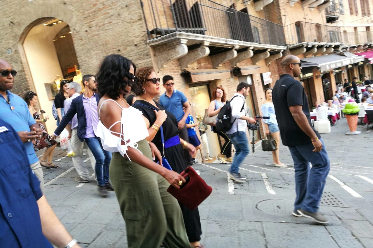 Michelle Obama a passeggio per Siena