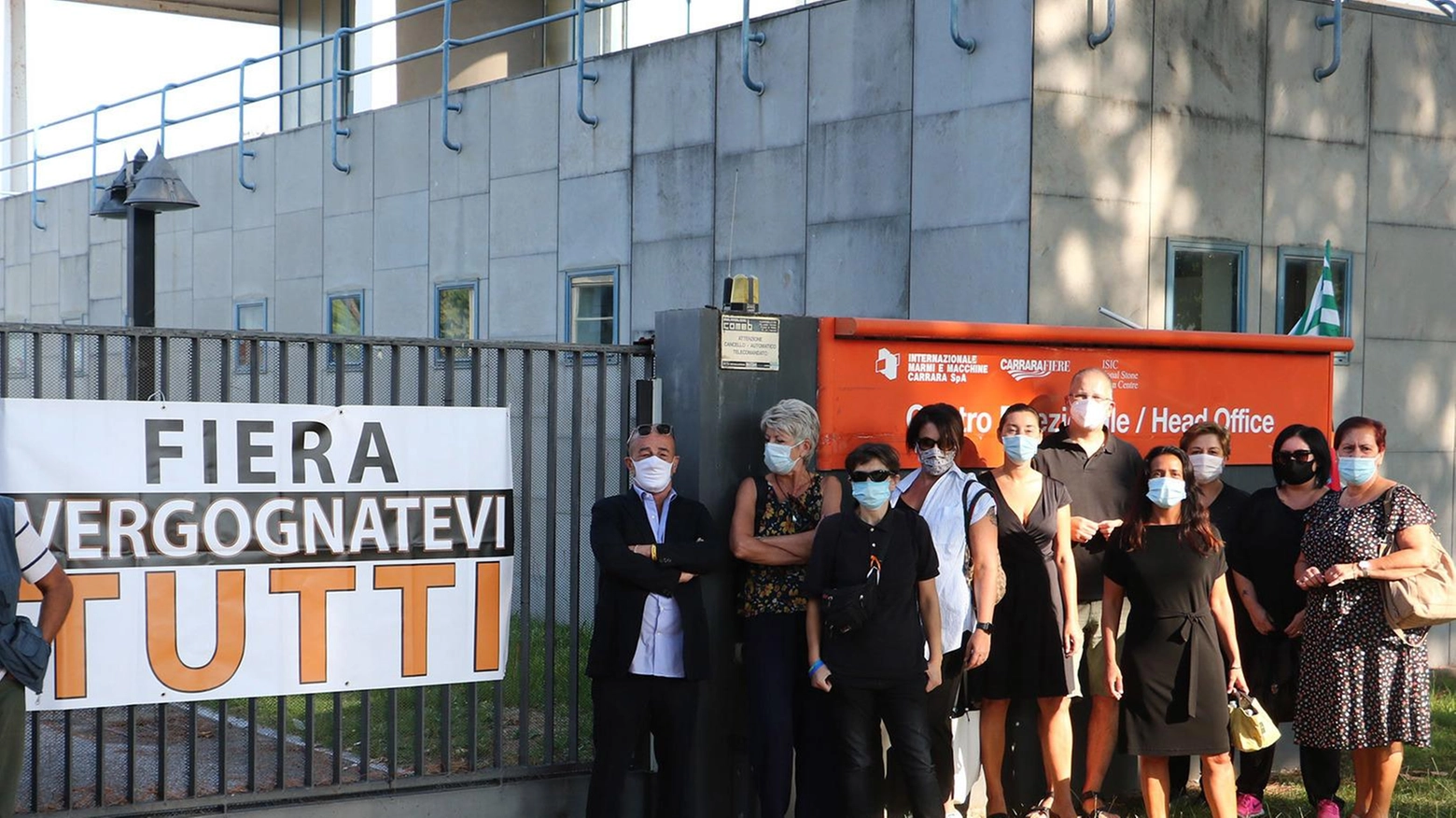 Nausicaa a Carrarafiere: "Quale il futuro di Marina?". Cittadini allarmati sui servizi Nausicaa a Carrarafiere: "Quale il futuro di Marina?". Cittadini allarmati sui servizi