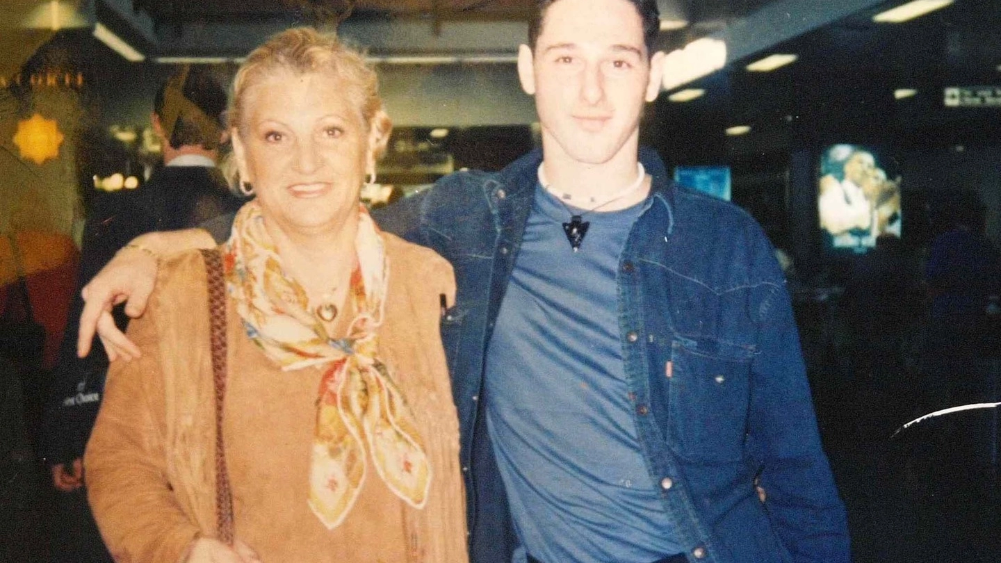 Cira Antignano con il figlio Daniele Franceschi in un’immagine di qualche anno fa