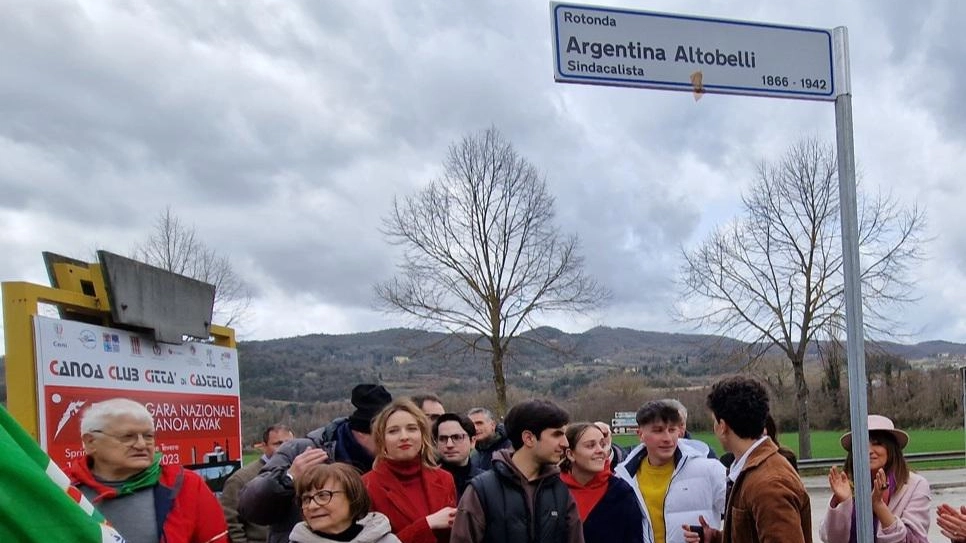 Rotonda intitolata ad Argentina Altobelli Rotonda intitolata ad Argentina Altobelli