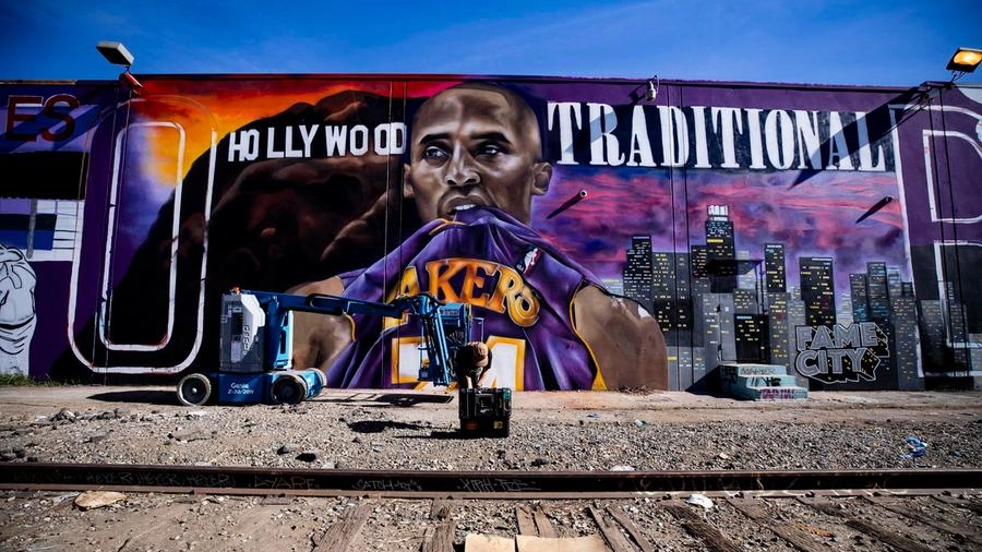 Uno dei tanti murales dedicati a Kobe Bryant