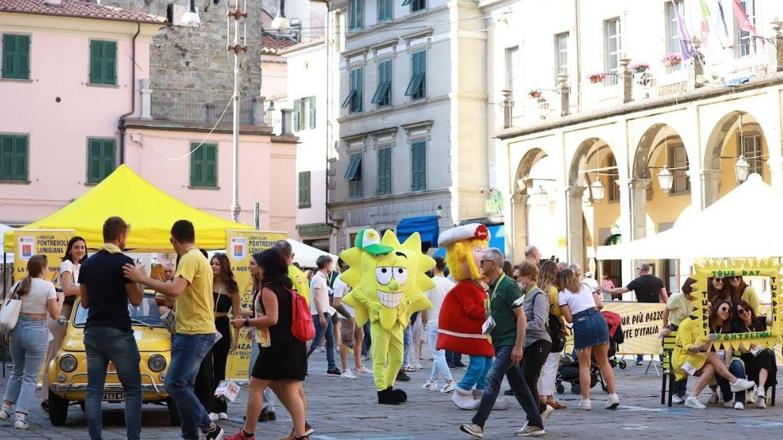 Caccia al tesoro del gusto  Tourday a quota 4mila iscrizioni  Dress code: "Vestitevi di giallo"
