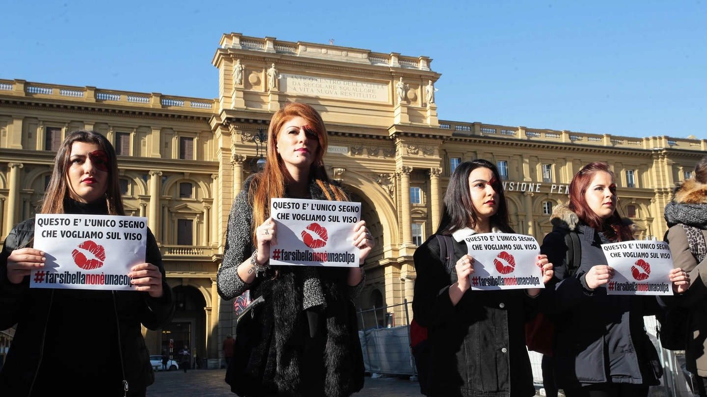 Il flash mob in piazza della Repubblica (foto Giuseppe Cabras/New Press Photo)