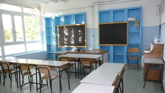 Un'aula della scuola Mameli di Foligno