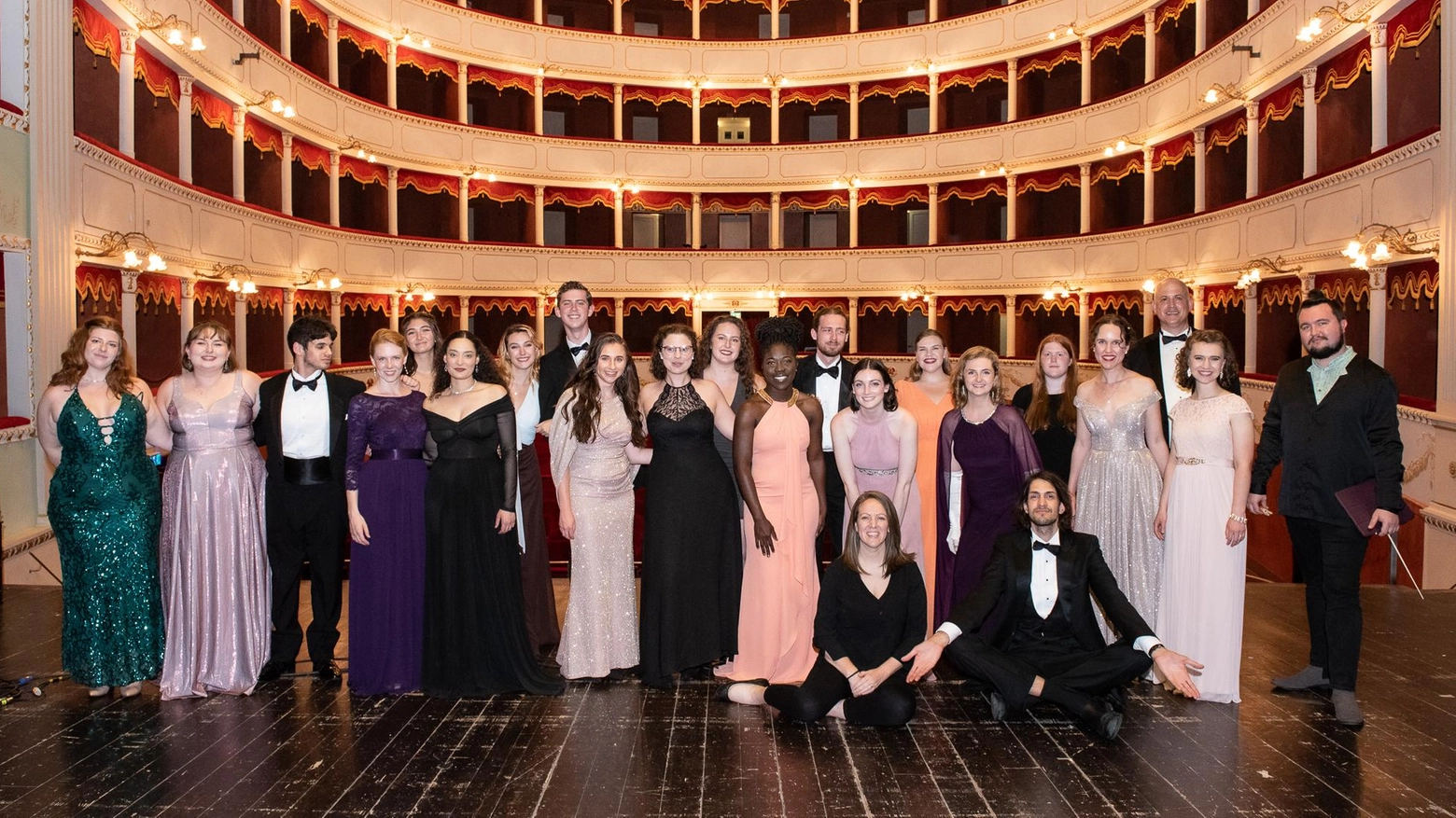 Il primo "Opera Seme Festival" Italia e America insieme sul palco Il primo "Opera Seme Festival" Italia e America insieme sul palco