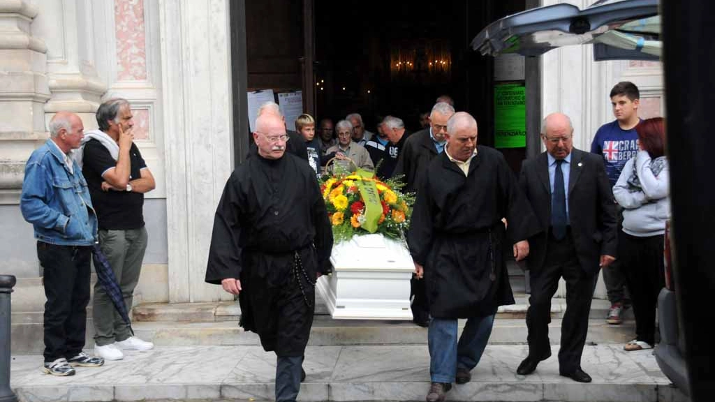 Pontremoli, il funerale di Pietro Ravera (Pasquali)