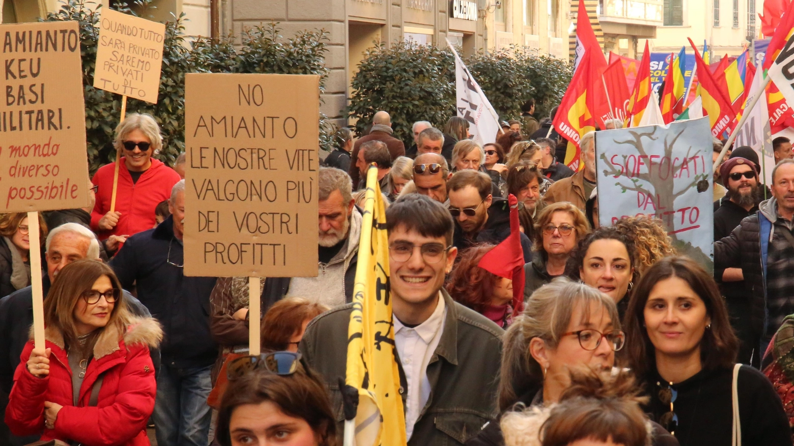 Gli appetiti, gli appalti e le minacce Calatruria: in 12 davanti al giudice Gli appetiti, gli appalti e le minacce Calatruria: in 12 davanti al giudice