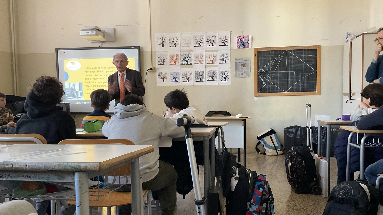 Scuola secondaria di primo grado Machiavelli - Istituto comprensivo Oltrarno Scuola secondaria di primo grado Machiavelli - Istituto comprensivo Oltrarno