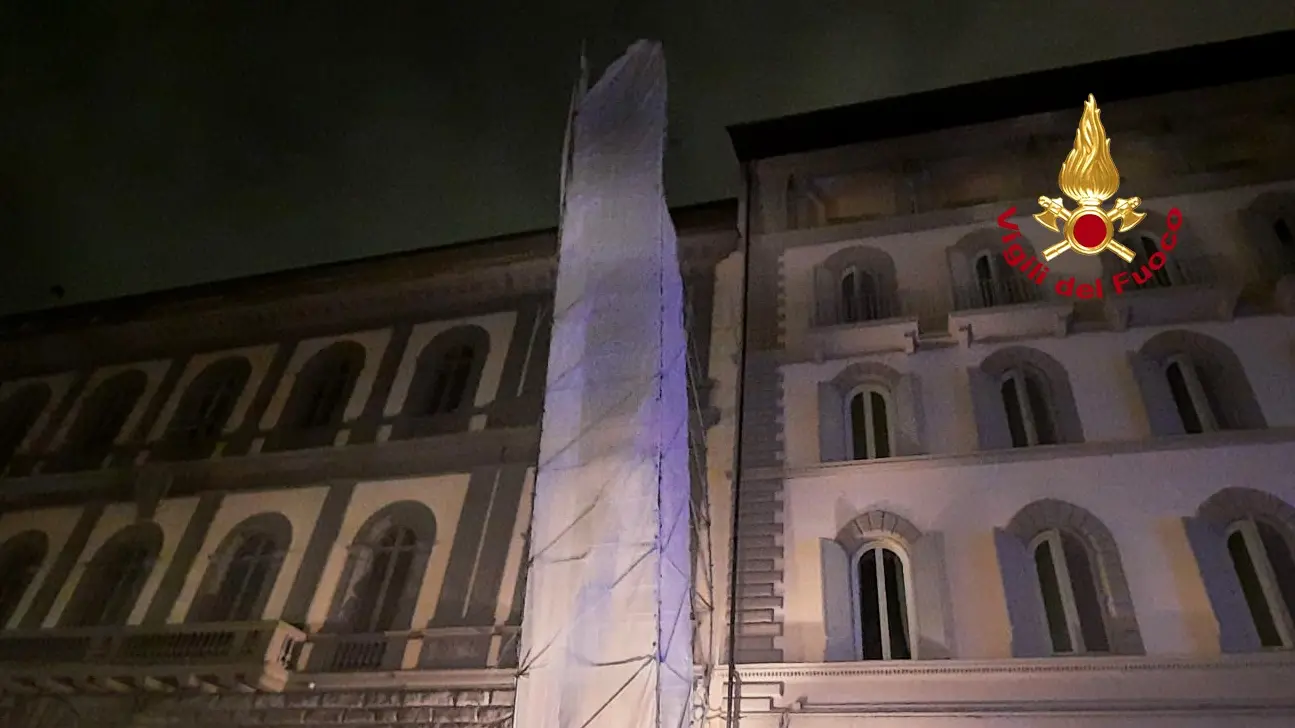 Il ponteggio pericolante