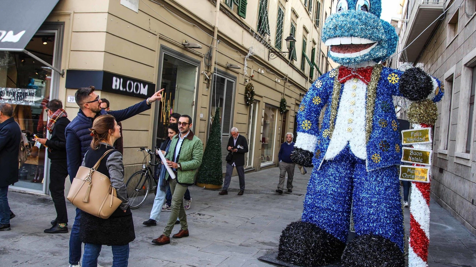 Anche i vip della Nazionale Cantanti al debutto della città magica Anche i vip della Nazionale Cantanti al debutto della città magica
