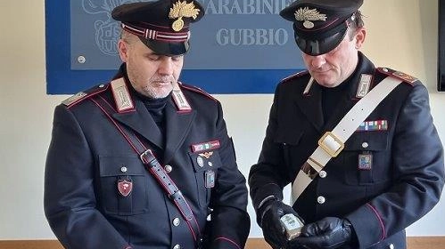 L’hashish nell’armadio Un arresto e il sequestro di oltre un chilo di droga L’hashish nell’armadio Un arresto e il sequestro di oltre un chilo di droga