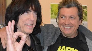 Cibo, paesaggio e relax. Marky Ramone diventa castiglionese: "Sarò al Palio di giugno"