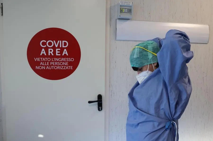 Covid Toscana, il bollettino del 15 gennaio: 322 nuovi casi. Nessun decesso