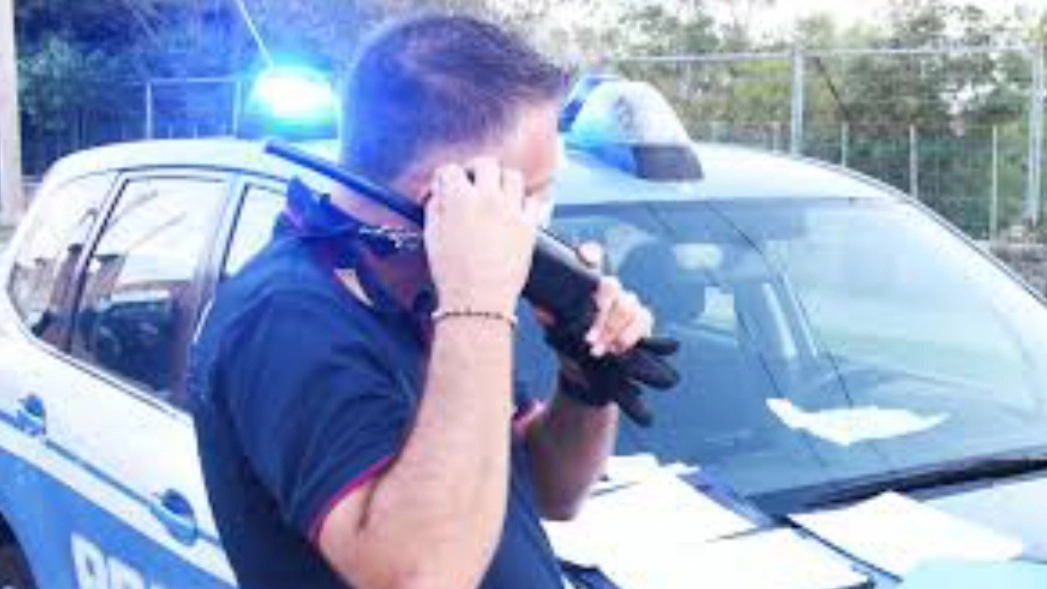 Polizia (immagine di repertorio) Polizia (immagine di repertorio)
