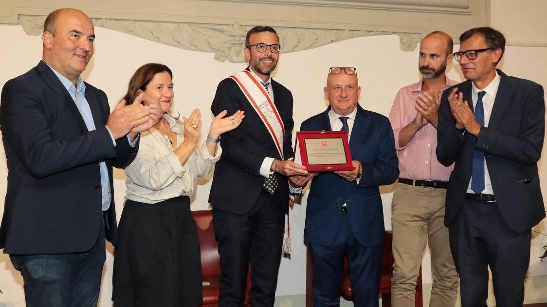 Da assessore a regista. Una vita da premiare Da assessore a regista. Una vita da premiare