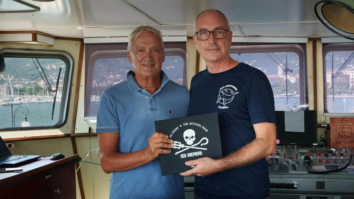 Pesca illegale e bracconaggio. Alleanza tra Parco e Sea Shepherd Pesca illegale e bracconaggio. Alleanza tra Parco e Sea Shepherd