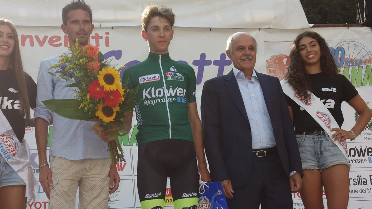 Il vincitore del Giro della Lunigiana Andrea Piccolo 
