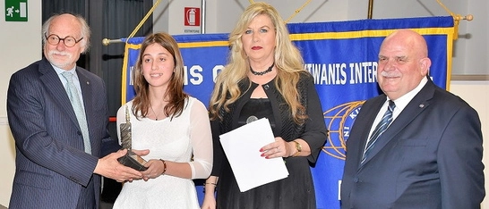 Al via la settima edizione del premio di poesia ‘Cipressino d’oro’