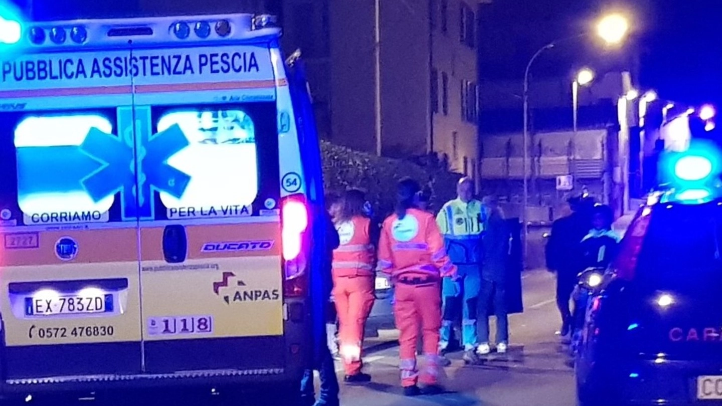 I soccorritori sulla Provinciale Lucchese sabato sera, subito dopo l’incidente costato la vita alla bambina
