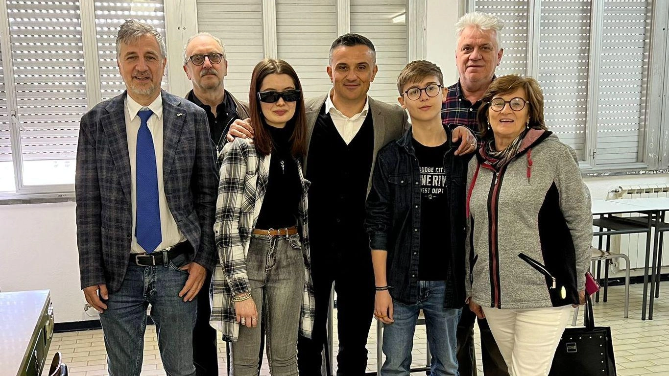 Limatola in visita Studenti pronti a sfide "robotiche" Limatola in visita Studenti pronti a sfide "robotiche"