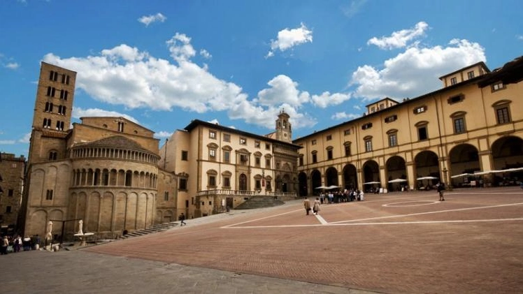 piazza grande piazza grande