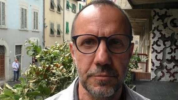 Legambiente e l’Arno "Lo ripuliamo noi" Legambiente e l’Arno "Lo ripuliamo noi"
