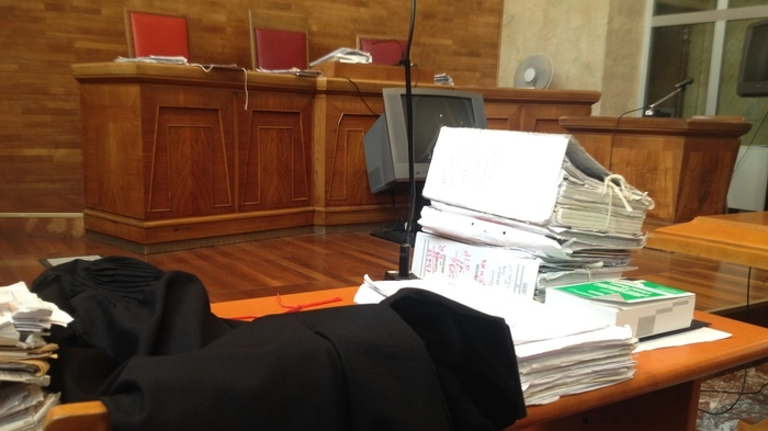 Un'aula di tribunale Un'aula di tribunale