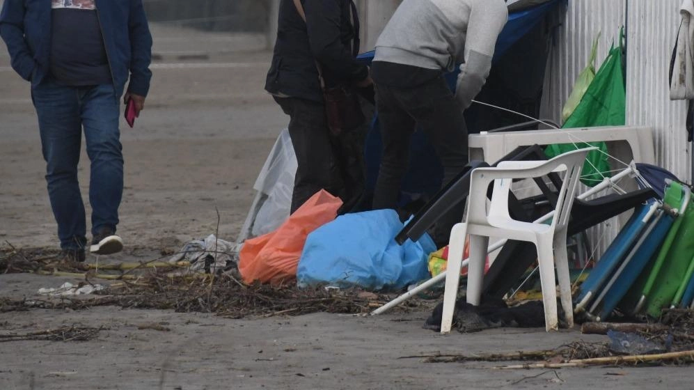 Omicidio sulla spiaggia. Killer, si chiude il cerchio Omicidio sulla spiaggia. Killer, si chiude il cerchio