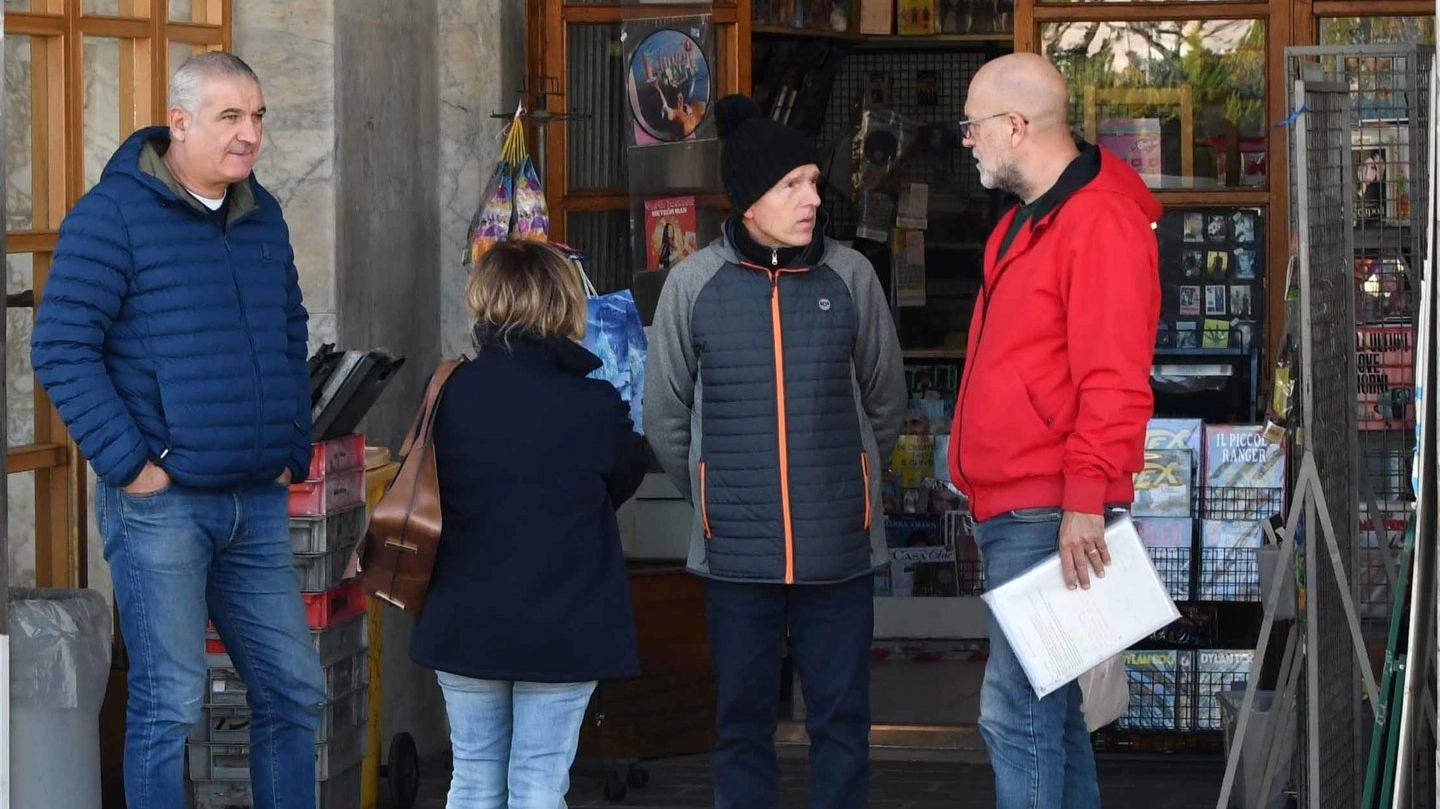Oggi l’ultimo giorno per l’attività di Paolo Casani a Massa: era aperta da dicembre 2011: "Dopo i lavori in piazza non c’è passaggio di persone"