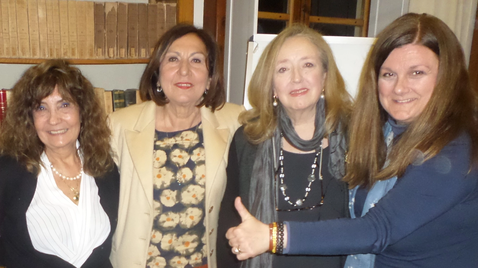 Paola Alberti, presidente del Premio, Elena Calamari, già docente di Psicologia