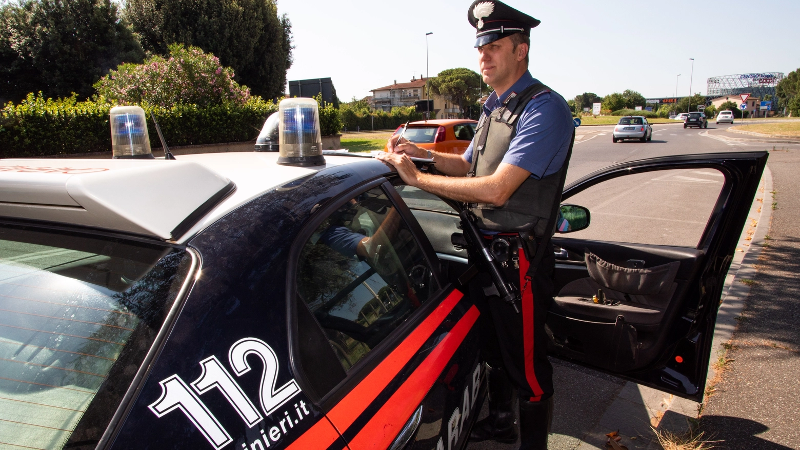 I carabinieri sono intervenuti dove prete e bimba sono stati trovat