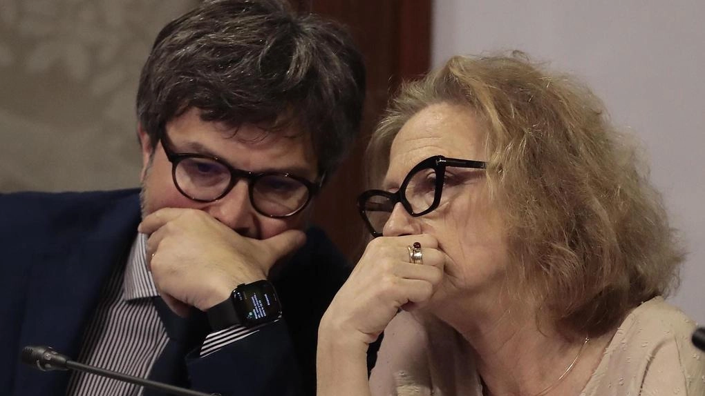 Sette dirigenti per Palazzo pubblico. Giorni decisivi per i nuovi assetti Sette dirigenti per Palazzo pubblico. Giorni decisivi per i nuovi assetti