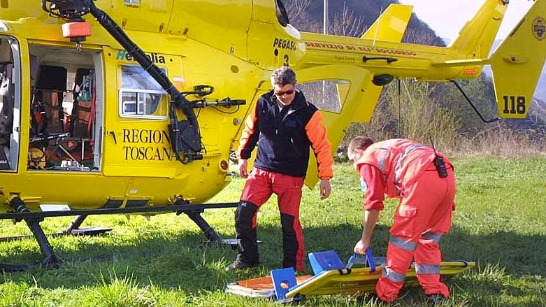 Sul posto è intervenuto l'elisoccorso Sul posto è intervenuto l'elisoccorso