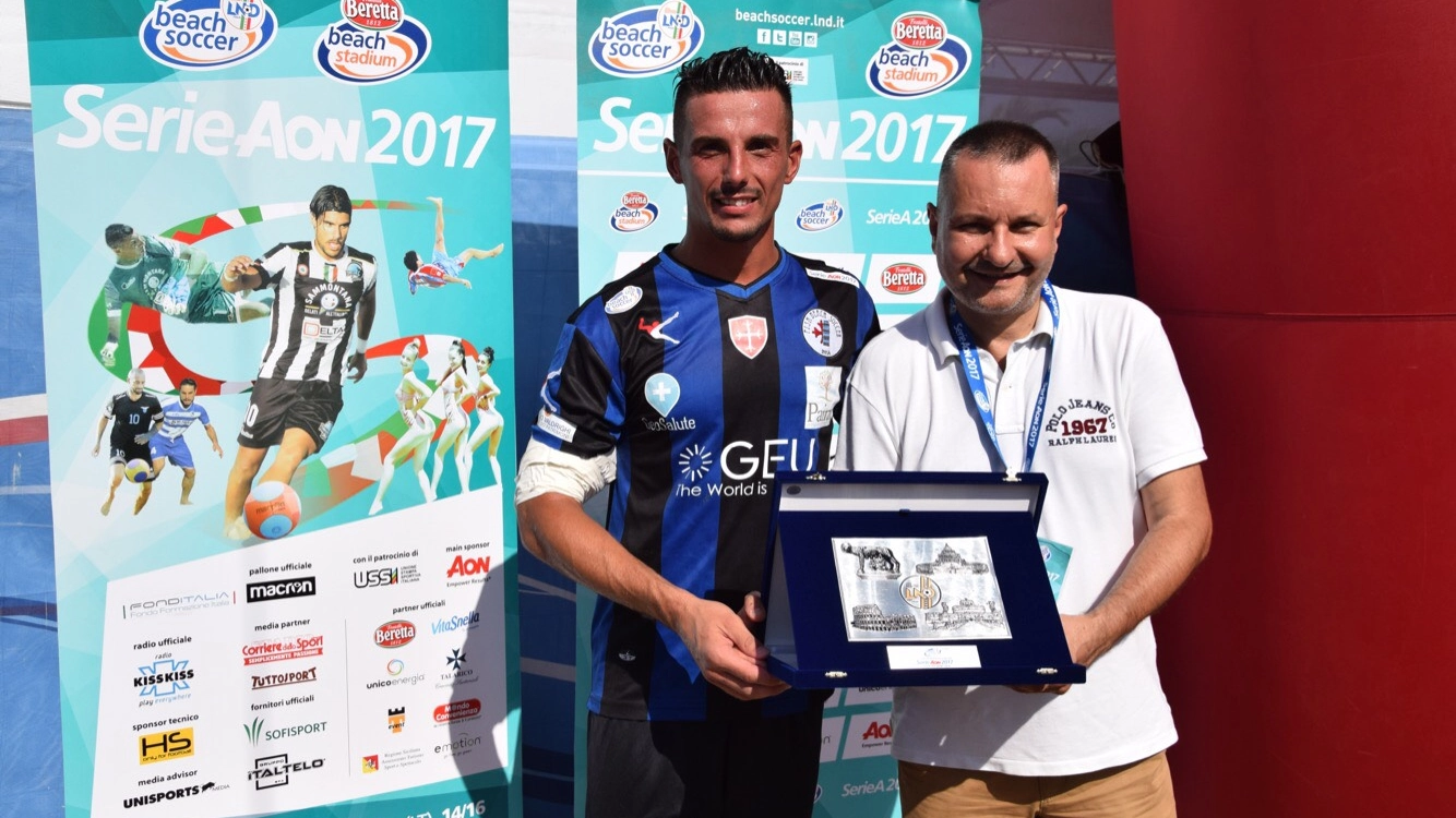 Alessio Battini premiato come miglior portiere del campionato