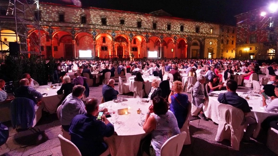 La cena di beneficenza La cena di beneficenza