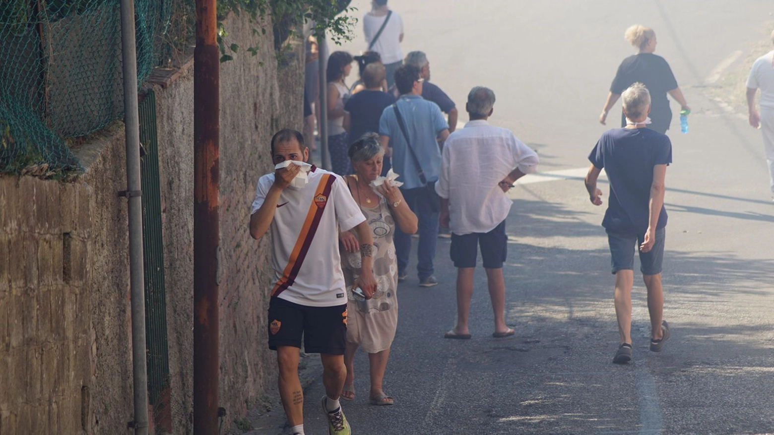 Fumo e aria irrespirabile a Santa Maria a Monte (Sarah Esposito / Fotocronache Germogli)
