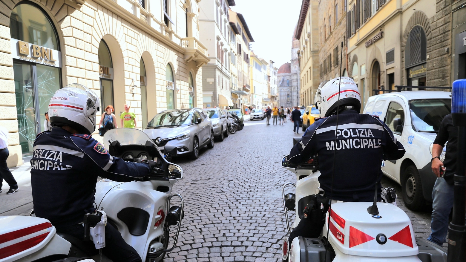 Meno multe a Firenze Meno multe a Firenze