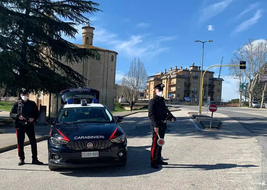 Assalti ai bancomat, banda sgominata: nove arresti