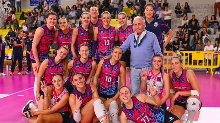 L’impegno e i successi con l’Unione Pallavolo Scandicci L’impegno e i successi con l’Unione Pallavolo Scandicci