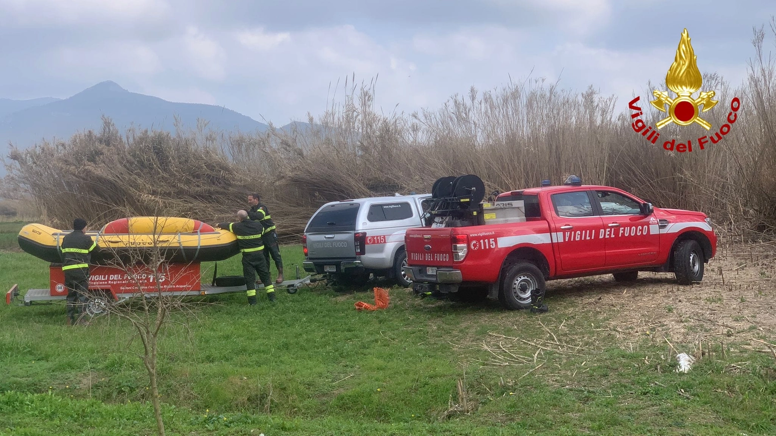 I vigili del fuoco nella zona del tragico ritrovamento I vigili del fuoco nella zona del tragico ritrovamento