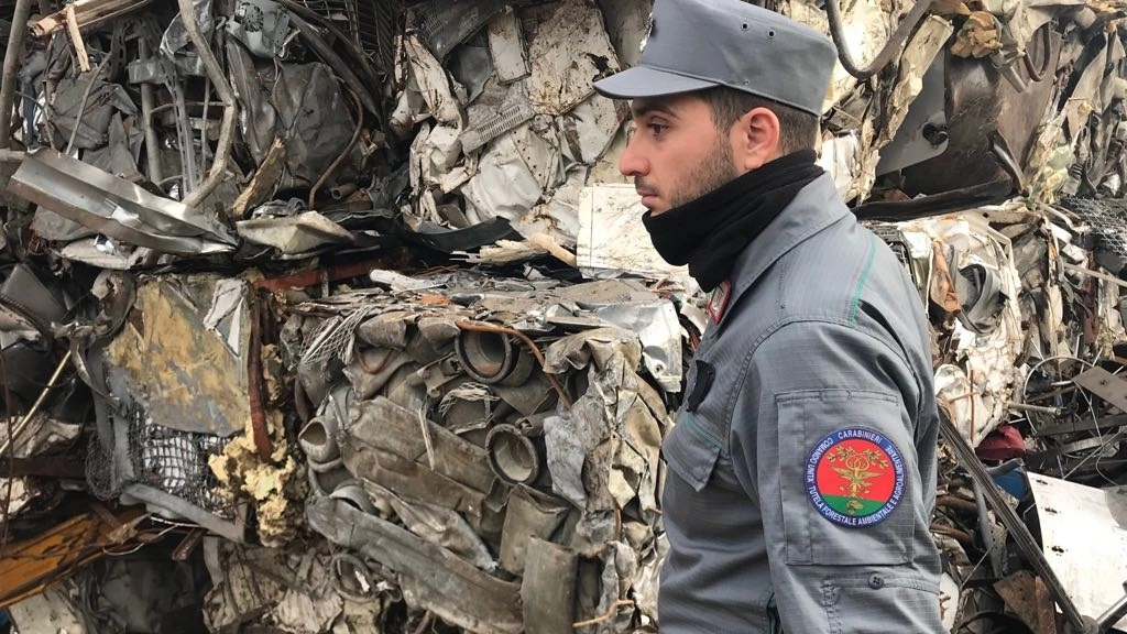 Carabinieri forestali nell'impianto